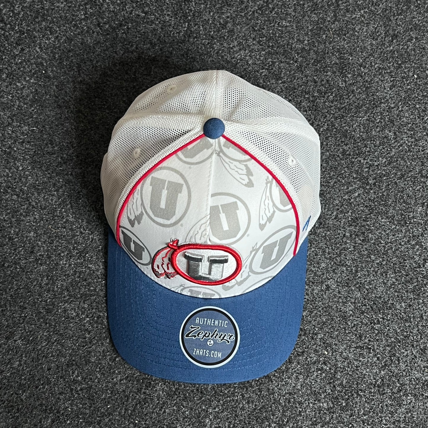 Zephyr Letter U Cap