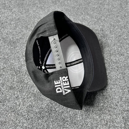 "4" logo black snapback cap