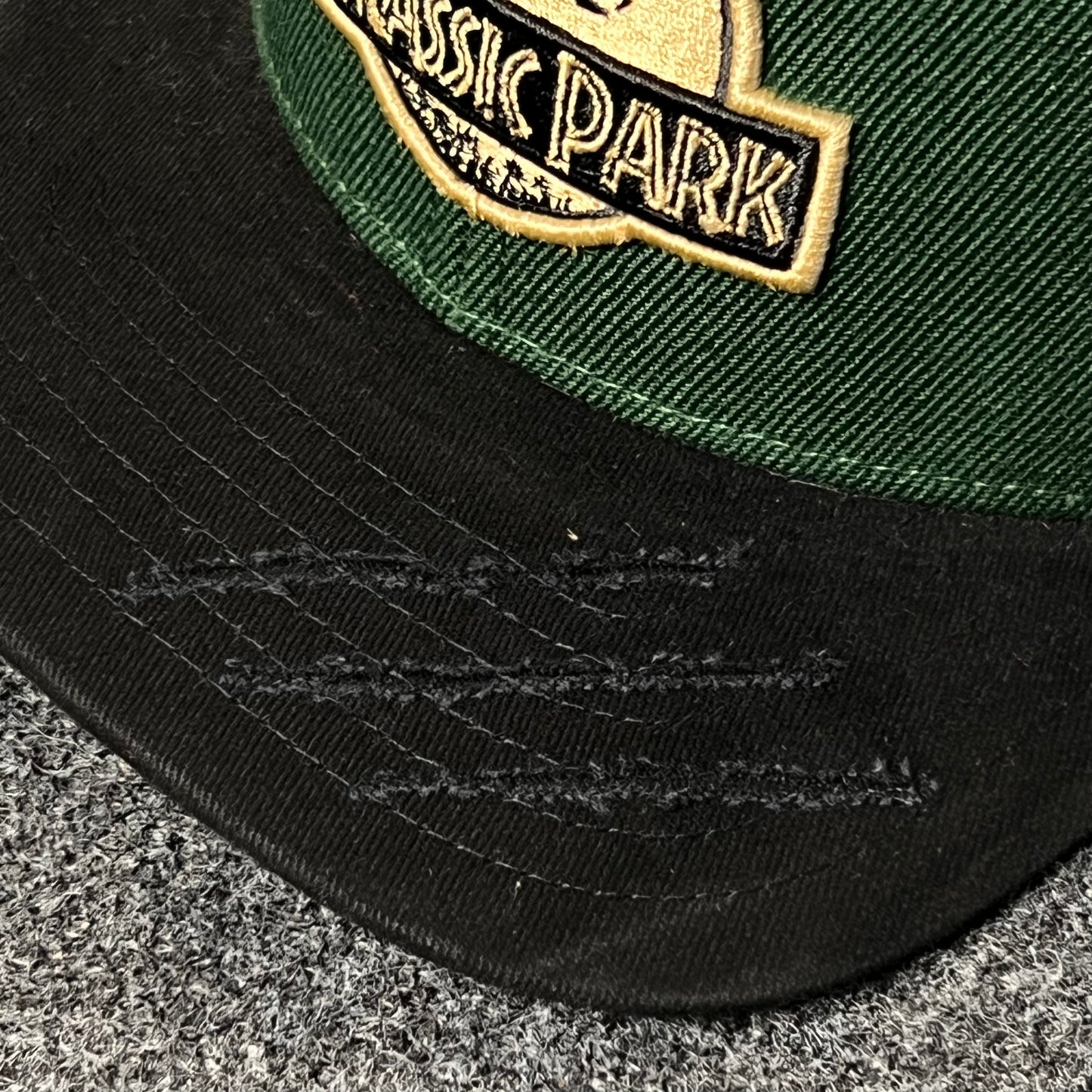 Jurassic Park Baseball Cap (Kids Cap Age 8-16 Year)