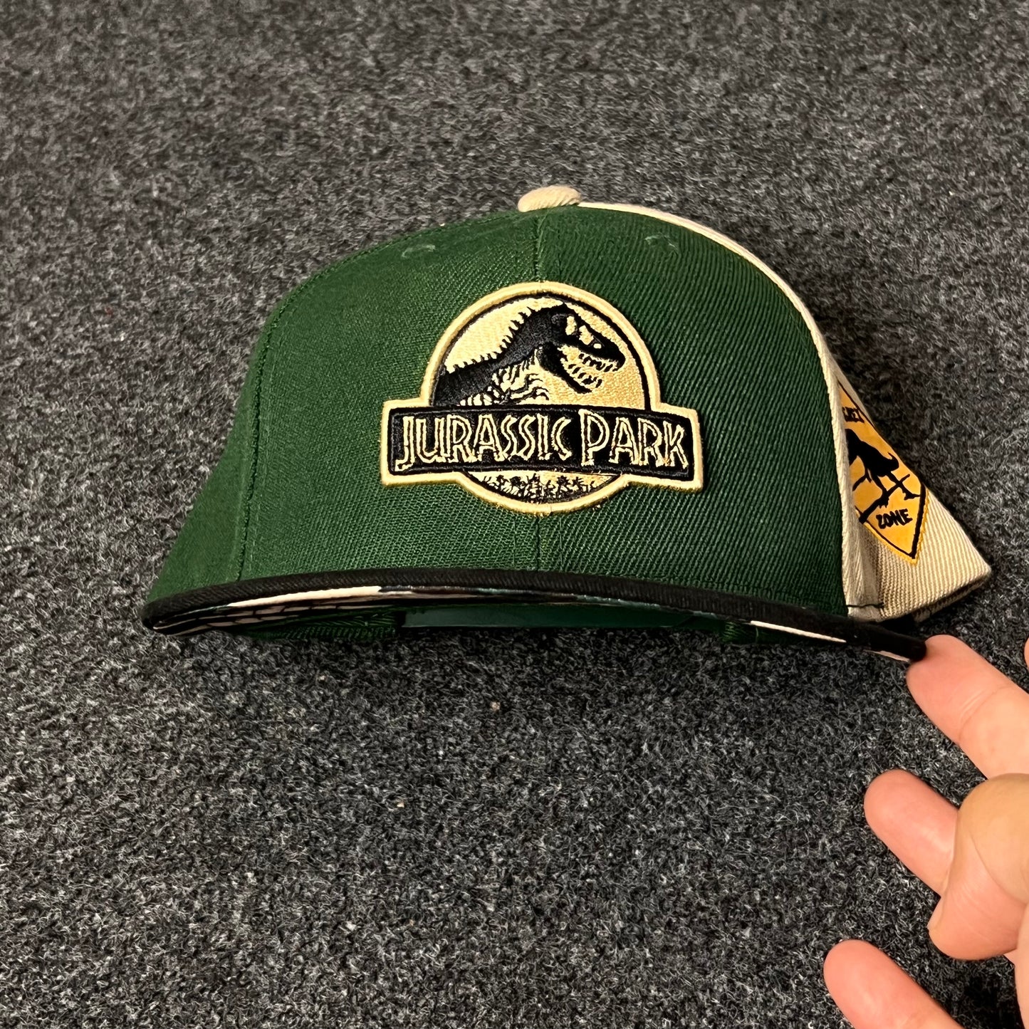 Jurassic Park Baseball Cap (Kids Cap Age 8-16 Year)