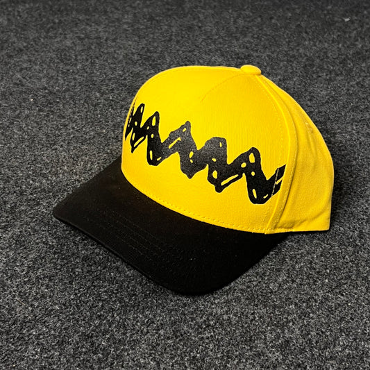 Peanuts Charlie Brown Chevron Stripe Yellow and Black Baseball Cap  ( KIDS CAP AGE 6-14)