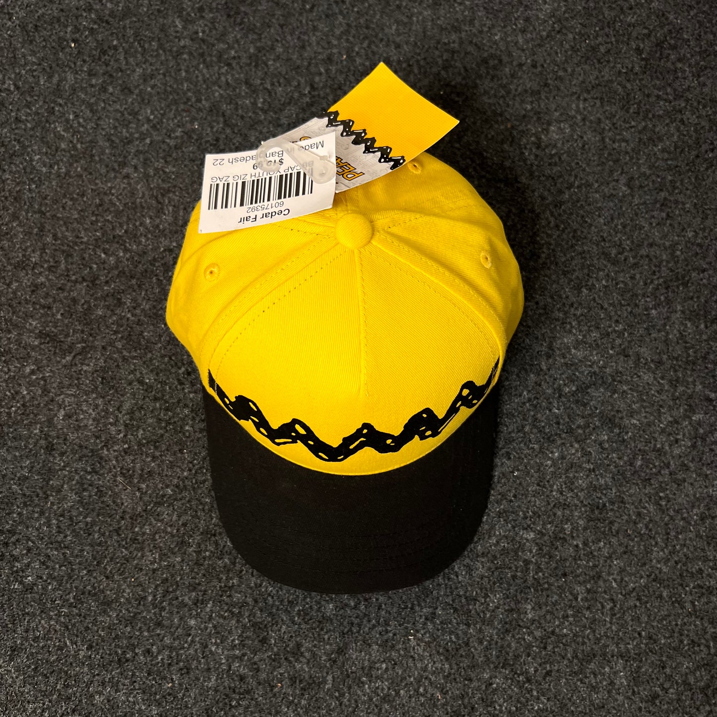 Peanuts Charlie Brown Chevron Stripe Yellow and Black Baseball Cap  ( KIDS CAP AGE 6-14)