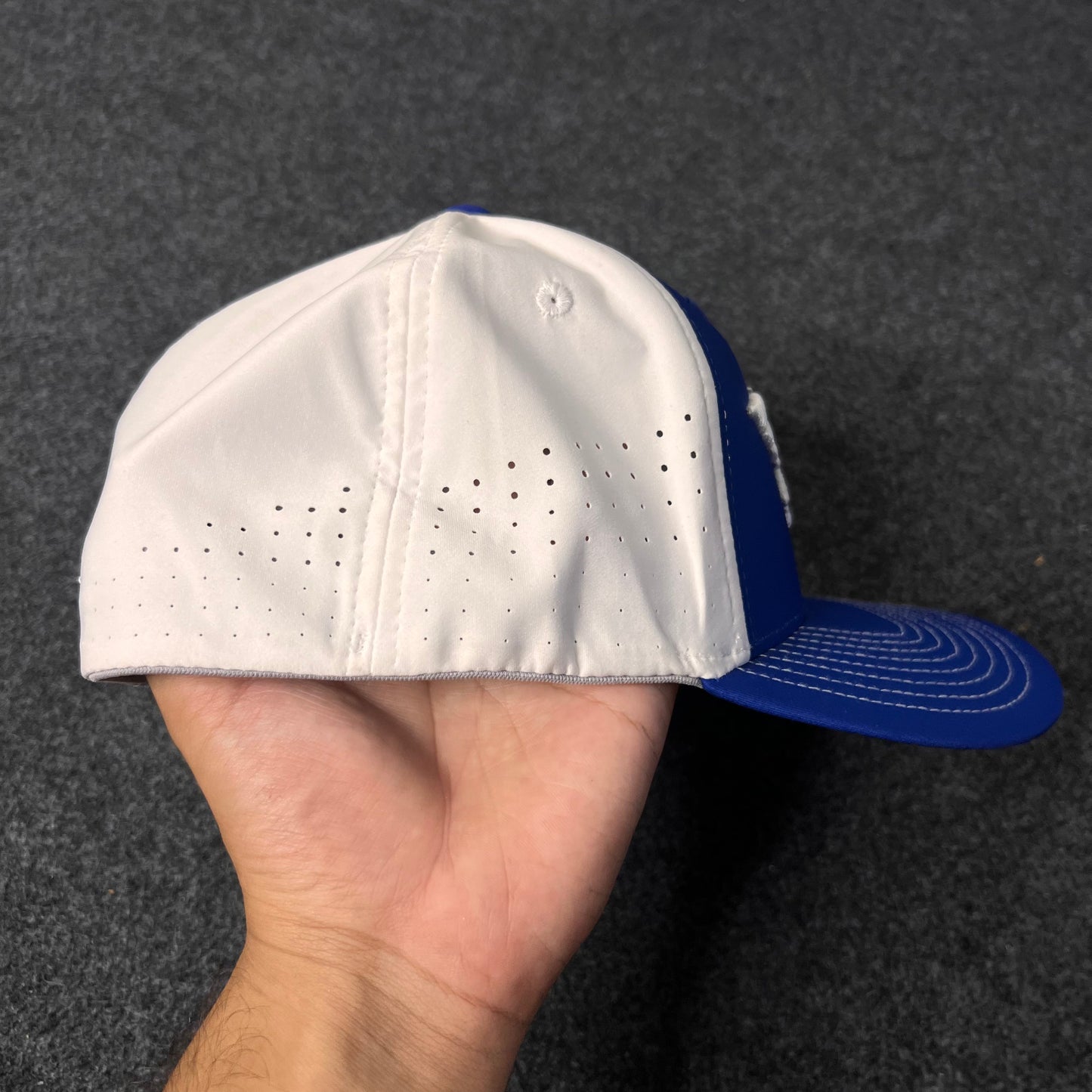 Men's Nike Royal Kentucky Wildcats Classic99 Trucker Adjustable Fitted Hat ( L SIZE )