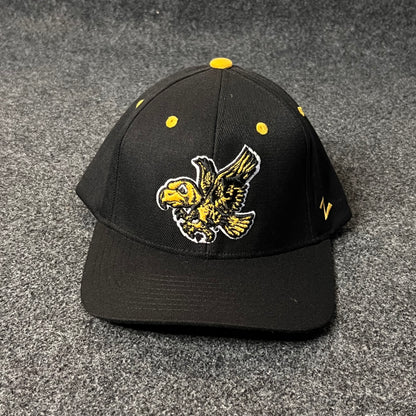 Vintage-Style Lowa Hawkeyes  Fitted Cap ( L SIZE )