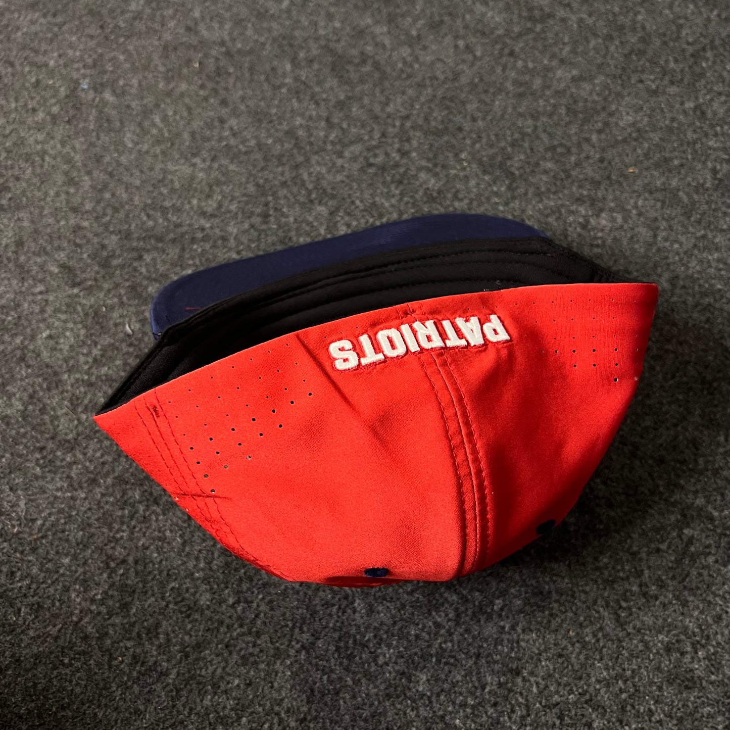 SSP Fitted cap ( L SIZE )