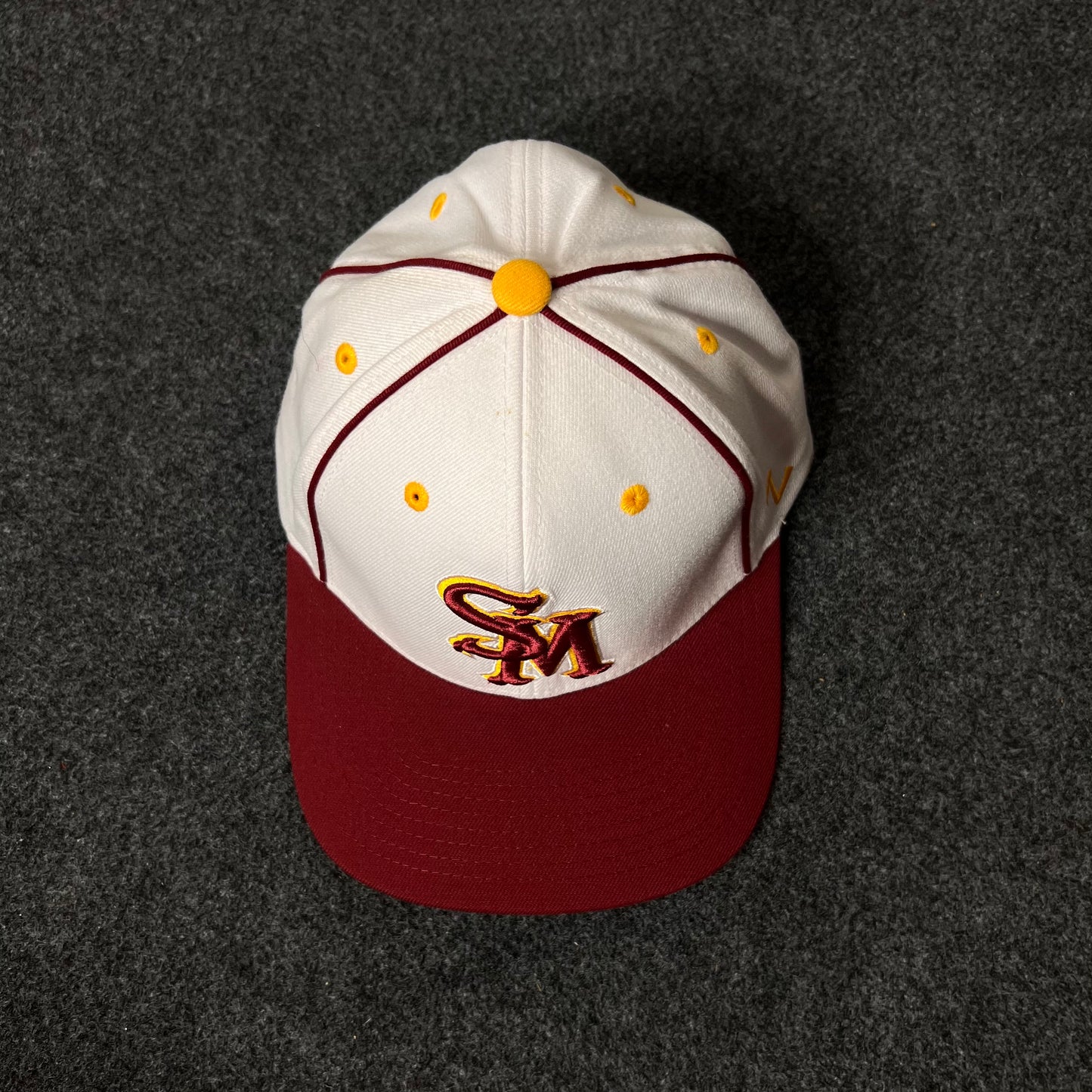 SM Logo Adjustable Snapback Baseball  Fitted Hat  (M size )