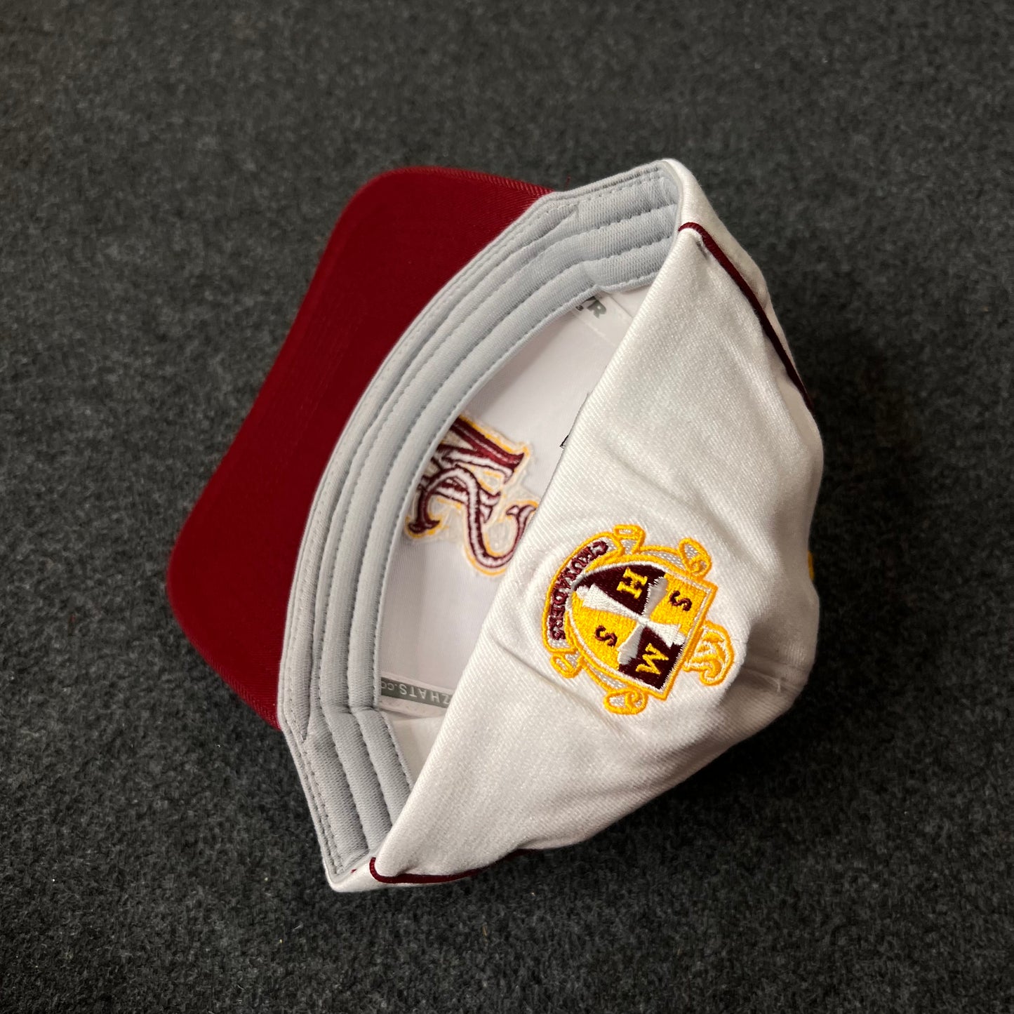 SM Logo Adjustable Snapback Baseball  Fitted Hat  (M size )