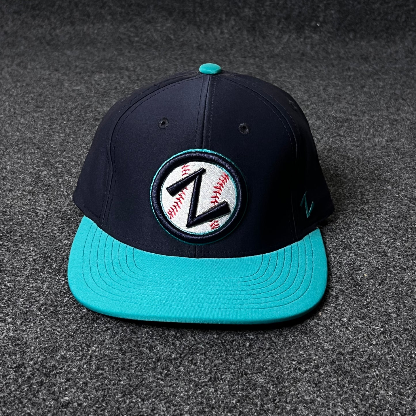 Zephyr Headwear Fitted Cap  (M size )