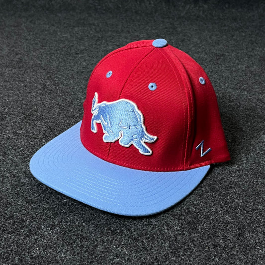 Chicago Cubs "Walking Bear" Logo Fitted Cap  (M size )