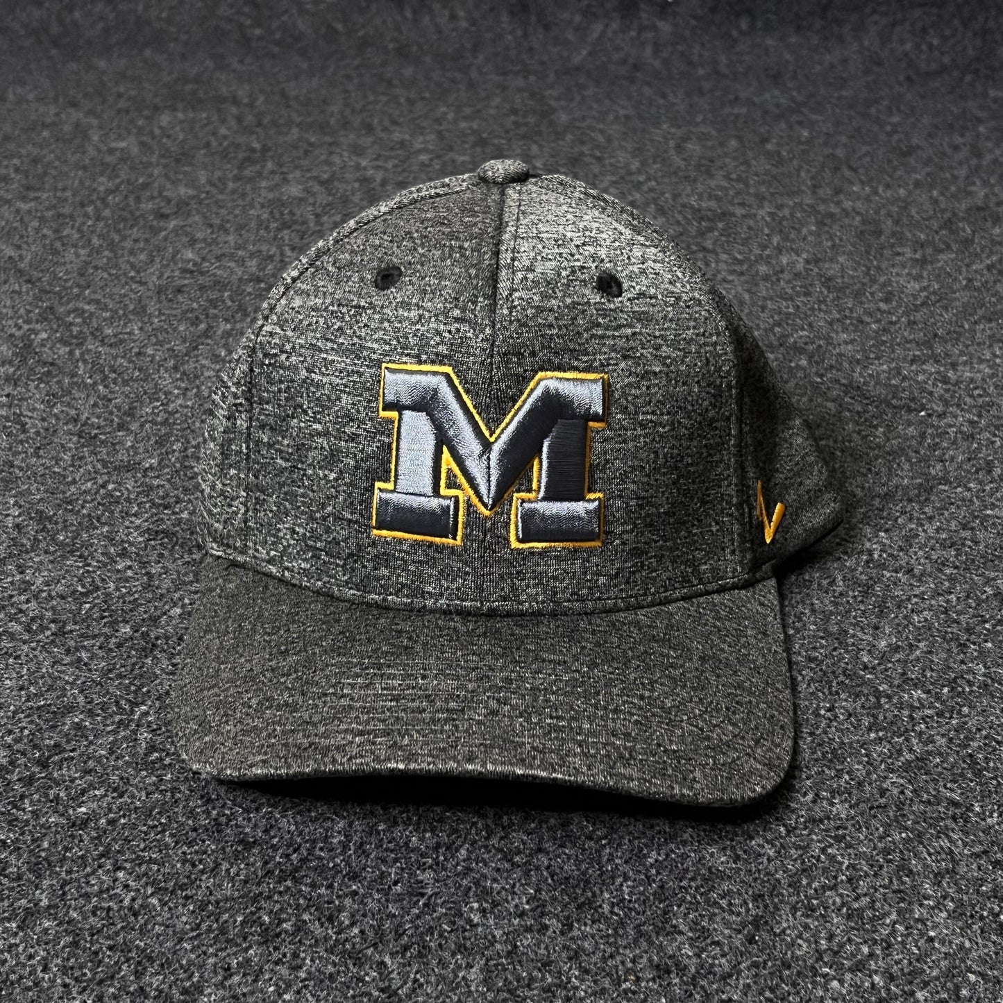 Zephyr Men's Standard NCAA Officially Licensed Hat Somber Fog Fitted Cap  (M size )