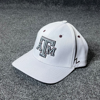 ZHATS Men's NCAA Officially Licensed Stretch Fit Fitted Hat  ( XL size )