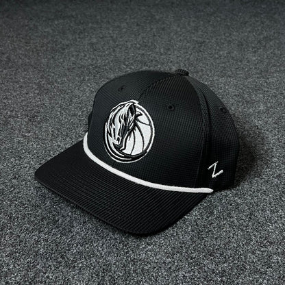 Dallas Mavericks Black & White Rope Cap