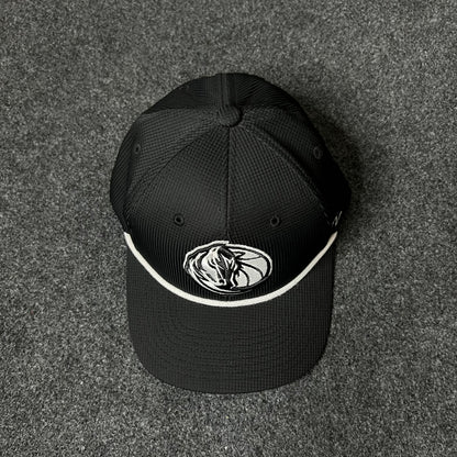 Dallas Mavericks Black & White Rope Cap