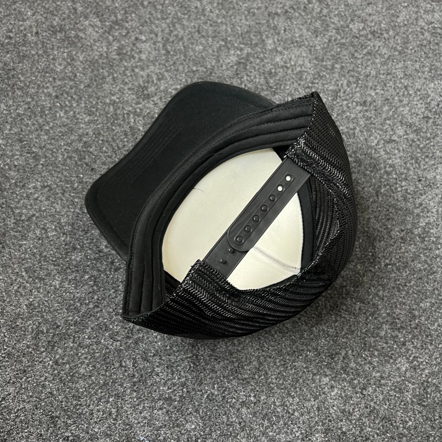 SmileWorld Mesh Back Baseball Cap – Black