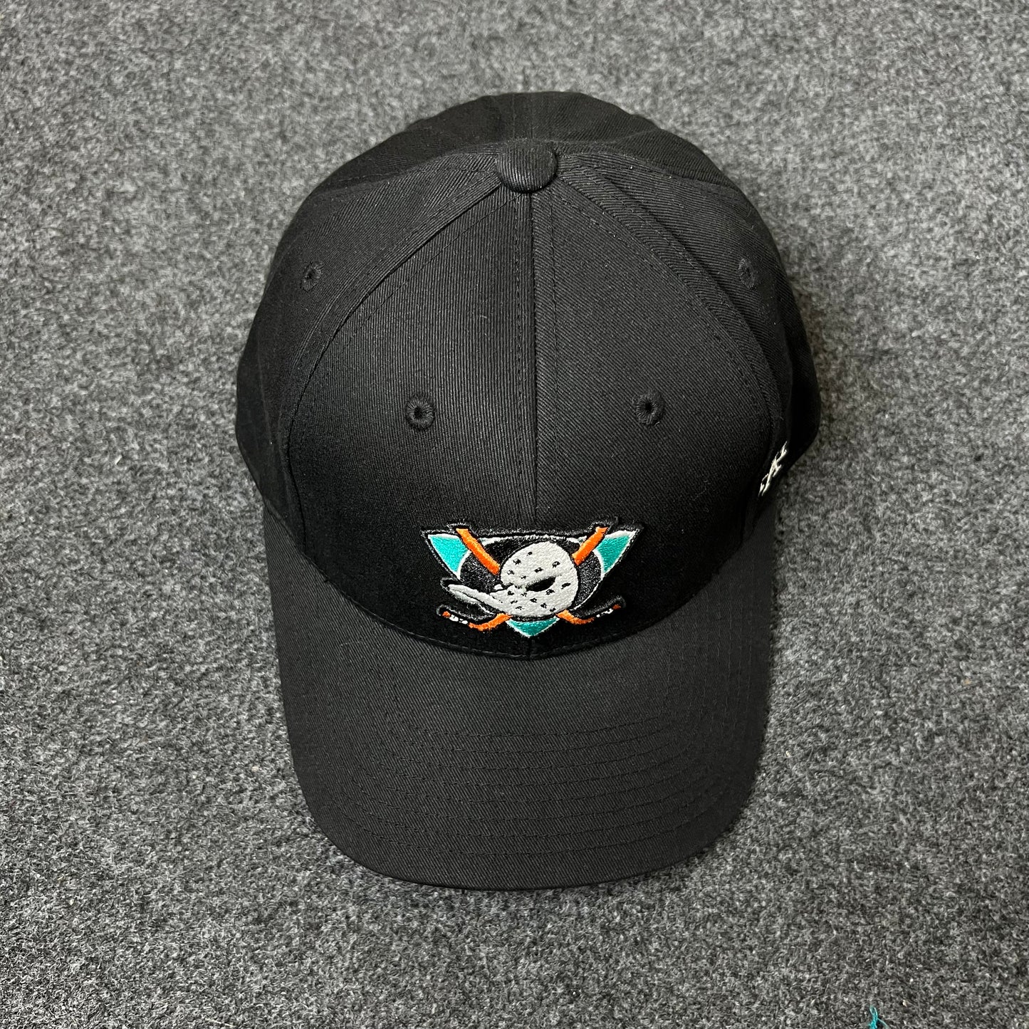 Anaheim Ducks Classic Logo Baseball Hat  – Black