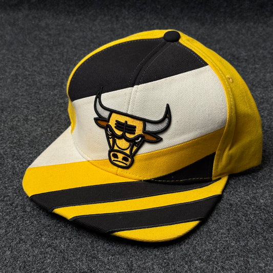 Mitchell & Ness Chicago Bulls Paintbrush Snapback Cap
