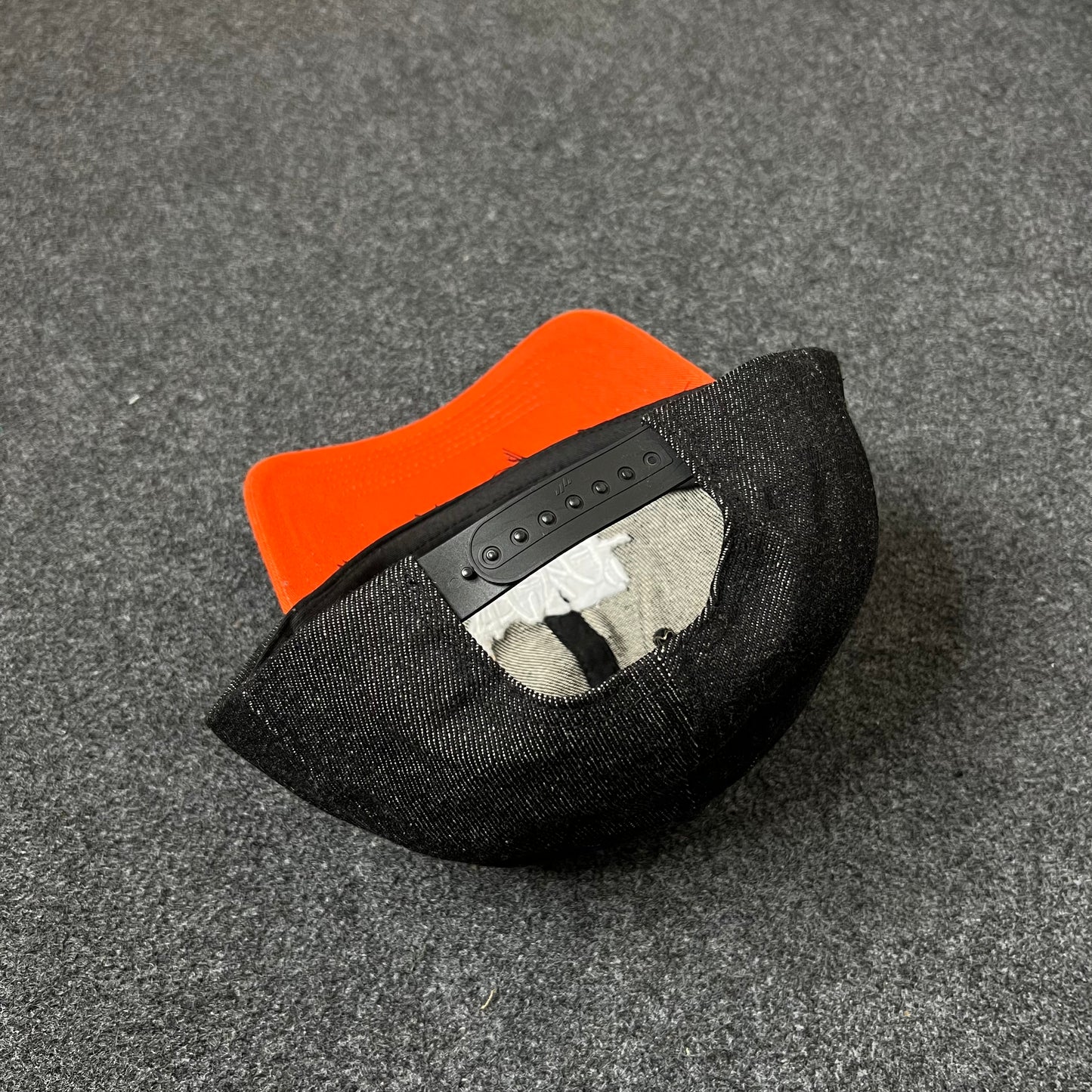 DGK Graffiti Logo Two-Tone Hat – Black & Orange