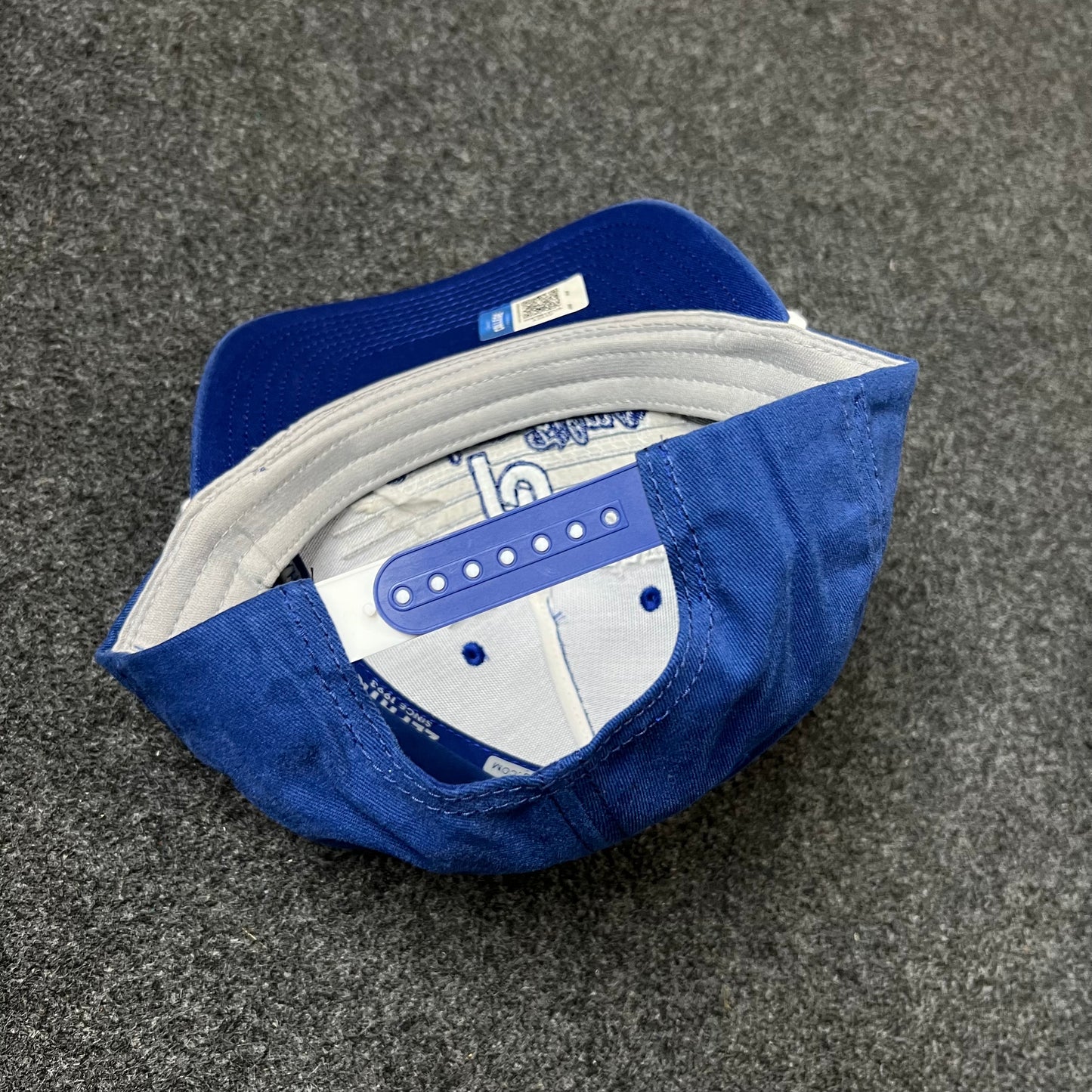 Johnson Window Films Rope Accent Hat – Royal Blue