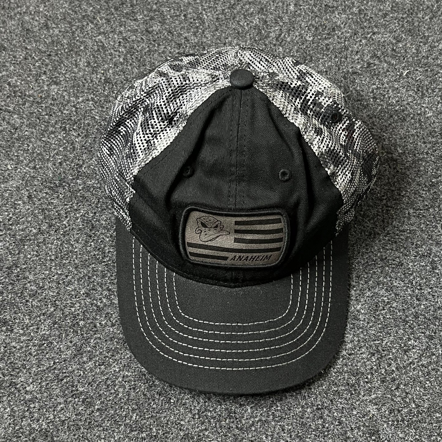 American Flag Patch Baseball Hat – Black & Camo Mesh