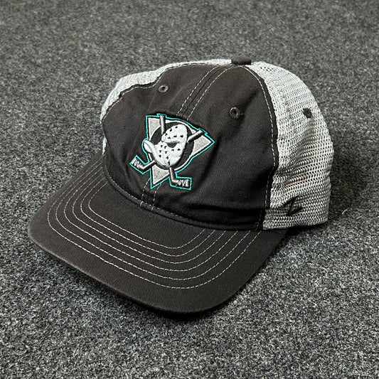 Anaheim Ducks Baseball Hat – Black & White Mesh