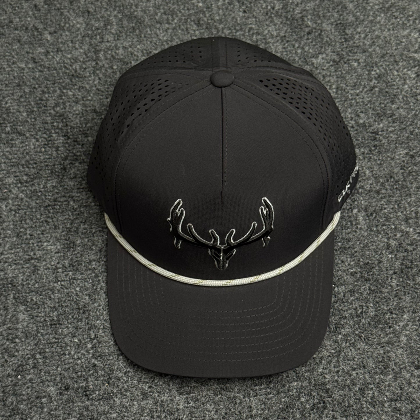 PRO Elk Logo Rope Flatty in the Solid Black Cap
