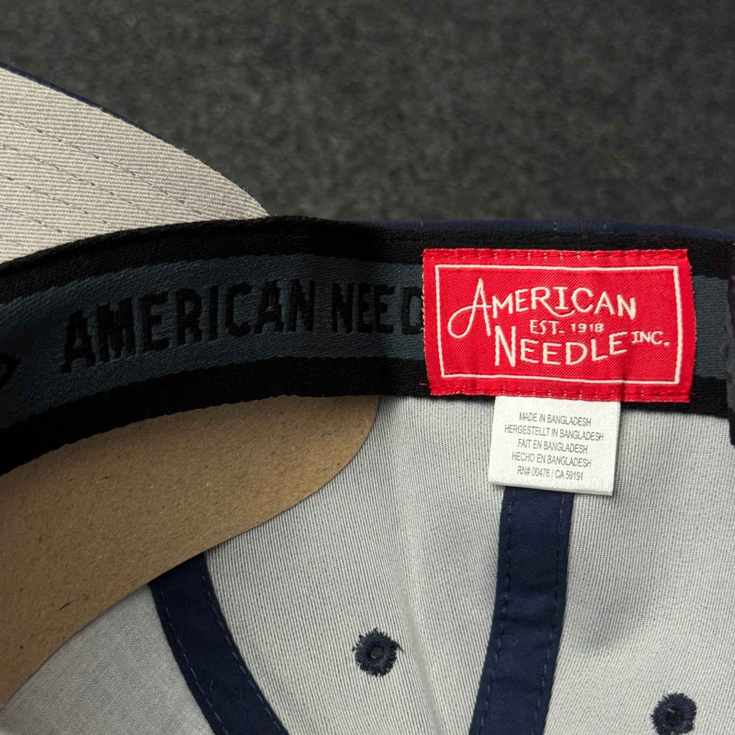 Pinehurst Putter Boy Performance Cap