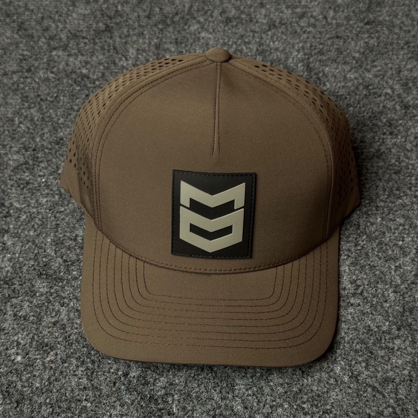 Lynx Hat / Drip Mid-Profile Cap in Coyote Brown / Khaki