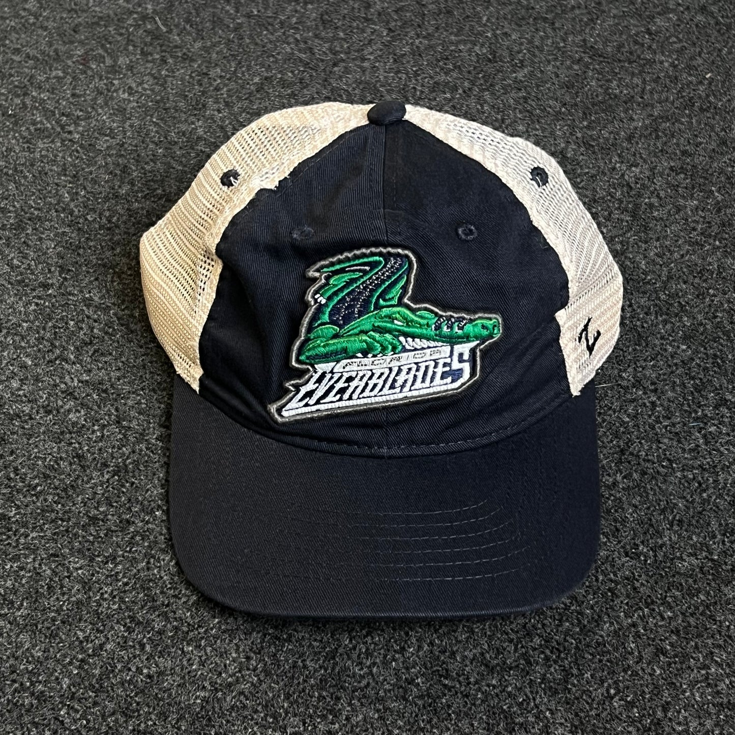 Florida Everblades Mesh Trucker Cap – Navy & White Mesh (Gator Logo)
