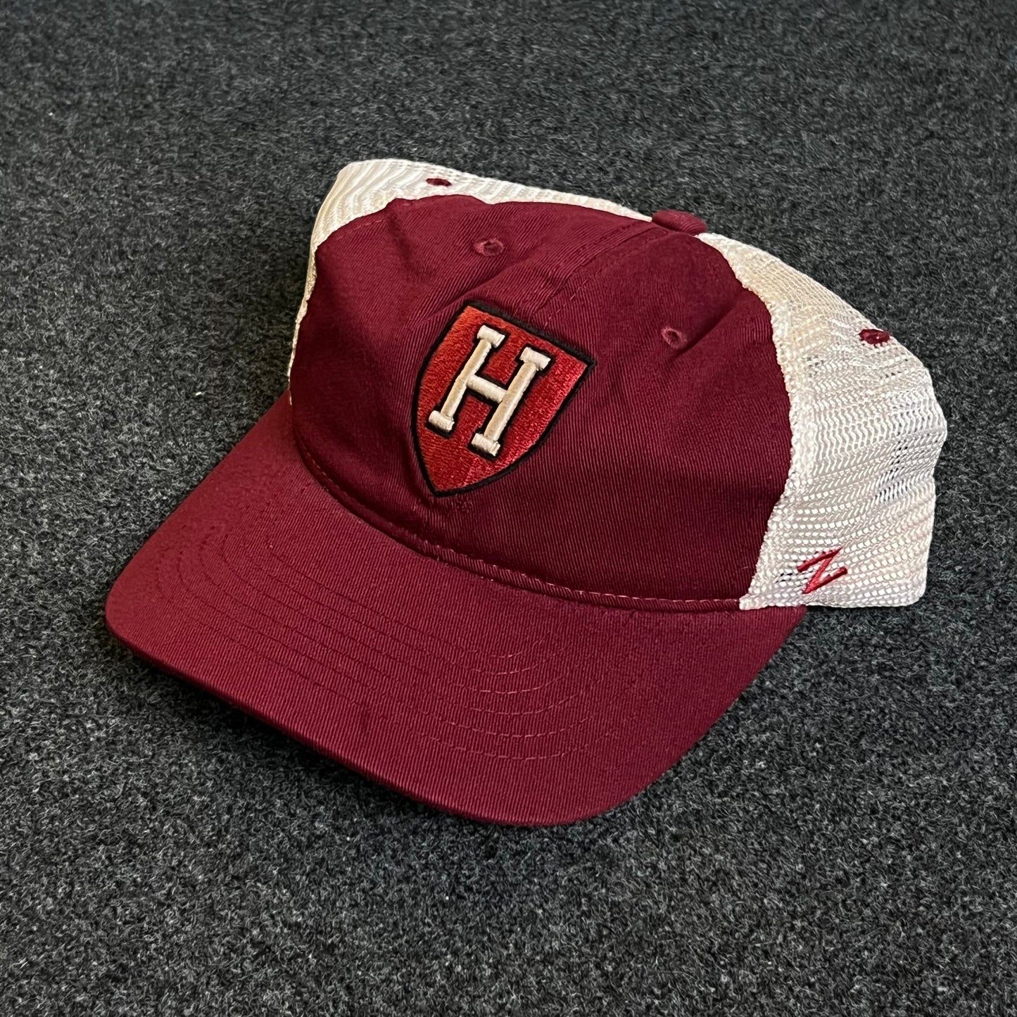 Harvard Mesh Trucker Cap – Crimson & White Mesh (Shield Patch)