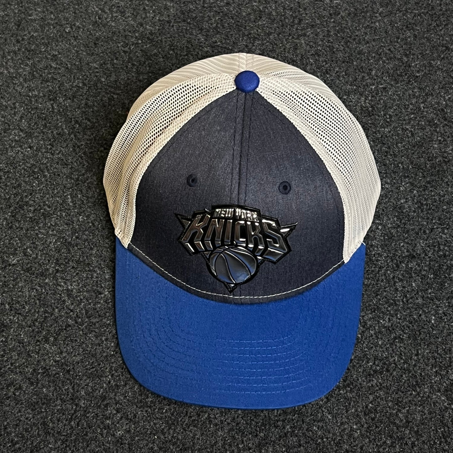 New York Knicks Mesh Trucker Trucker Hat