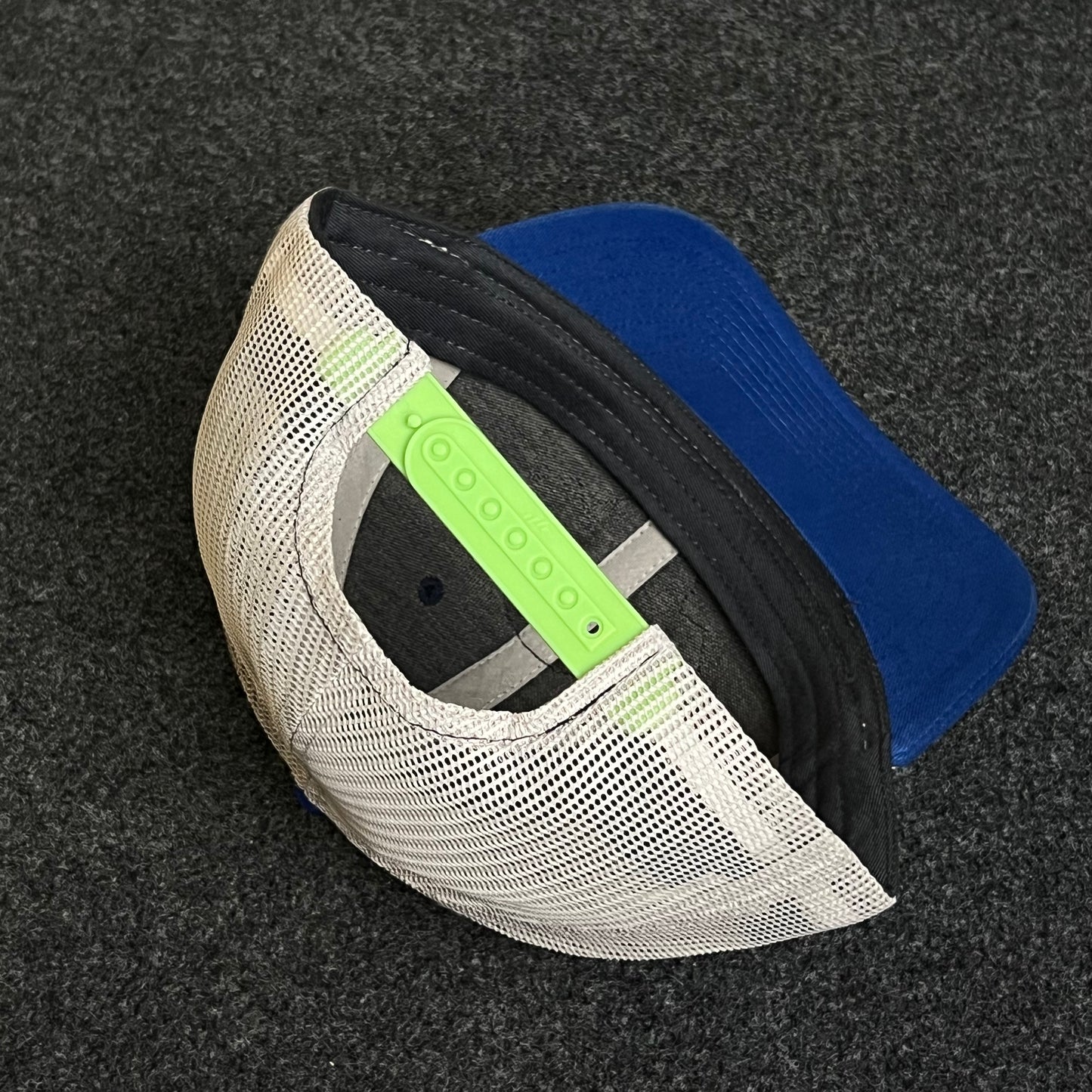 New York Knicks Mesh Trucker Trucker Hat