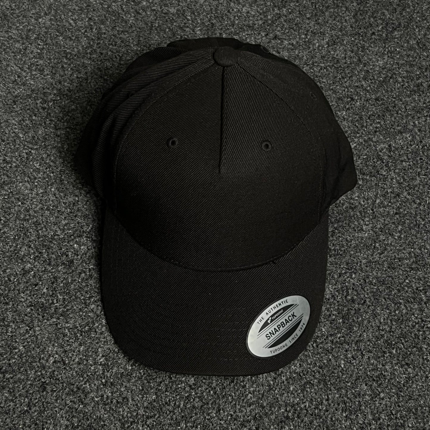 Yupoong Flexfit Blank Black Fitted Baseball Cap