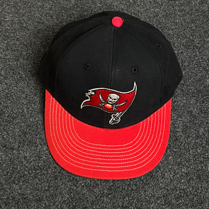 Tampa Bay Buccaneers Black/Red Cap