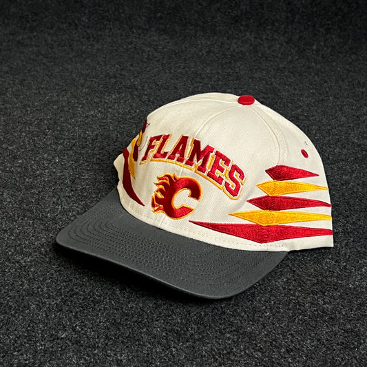 Calgary Flames Vintage White/Red Cap