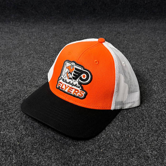Philadelphia Flyers Fanatics Classic Foam Adjustable Trucker Hat.